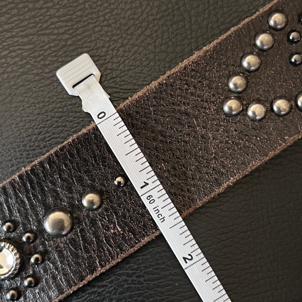 Vintage leather rhinestone cross buckle belt - Picture 8 of 9